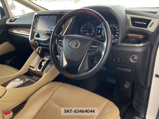 Toyota VELLFIRE 2016 8692807-6