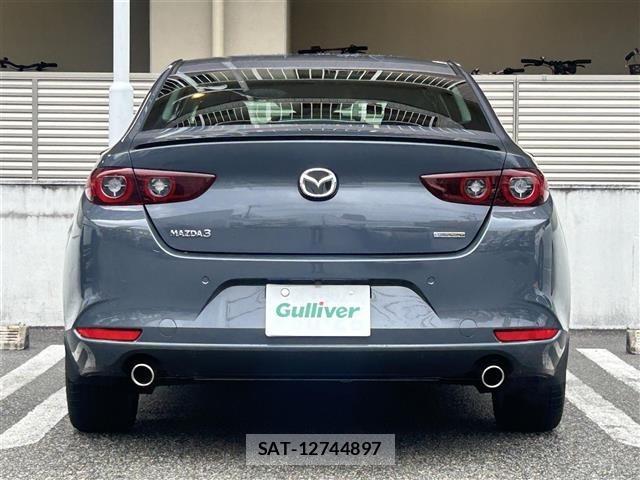 Mazda MAZDA3 2023 8909351-10