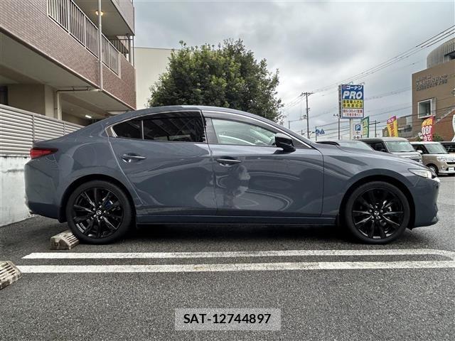 Mazda MAZDA3 2023 8909351-12
