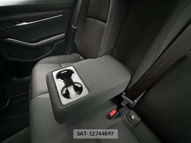 Mazda MAZDA3 2023 8909351-4