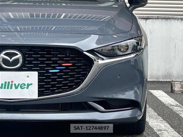 Mazda MAZDA3 2023 8909351-9