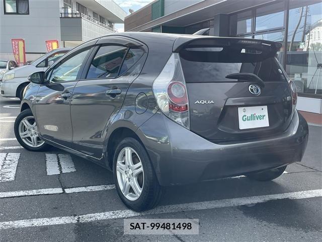 Toyota AQUA 2012 8705821-13