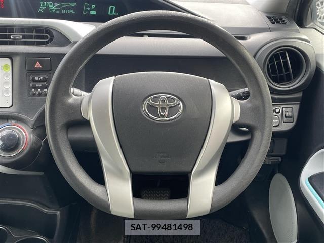 Toyota AQUA 2012 8705821-20
