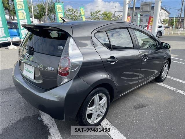 Toyota AQUA 2012 8705821-21