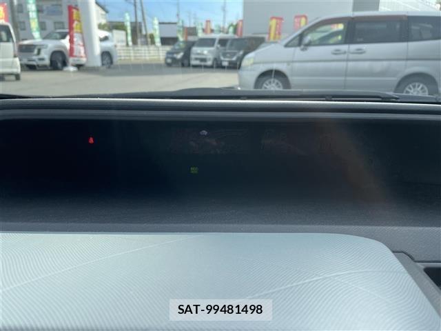 Toyota AQUA 2012 8705821-7