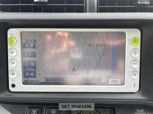 Toyota AQUA 2012 8705821-8
