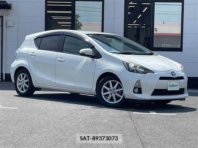 Toyota AQUA 2012 8705822-0