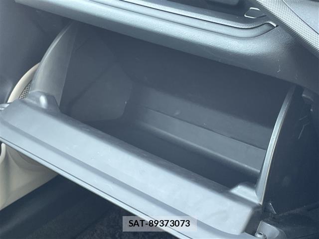Toyota AQUA 2012 8705822-4