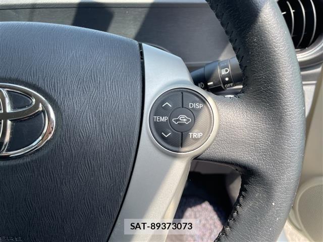 Toyota AQUA 2012 8705822-5