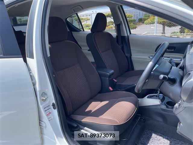 Toyota AQUA 2012 8705822-6