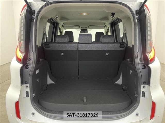 Toyota SIENTA 2025 8715941-6