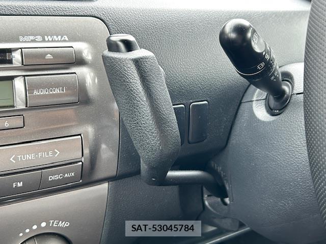 Toyota BB 2006 8700670-3