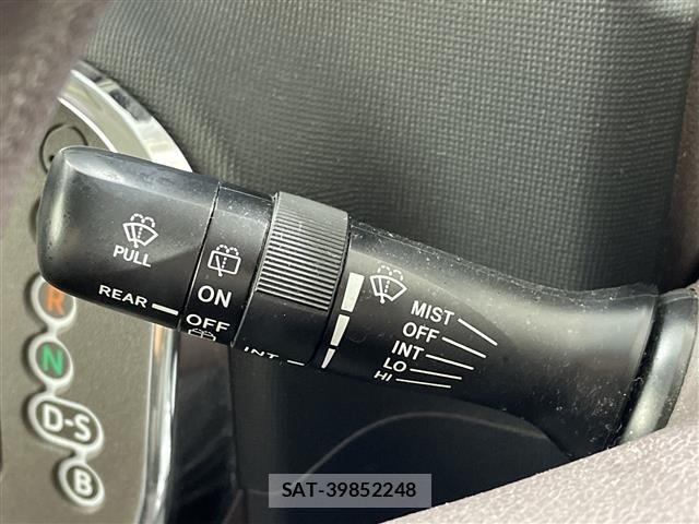 Toyota PORTE 2012 8862043-19