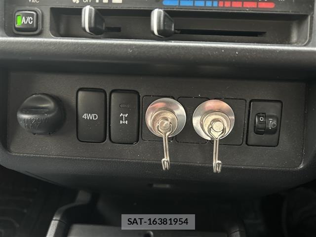 Daihatsu HIJET TRUCK 2018 8889705-19