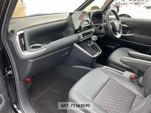 Toyota NOAH 2024 8683590-11