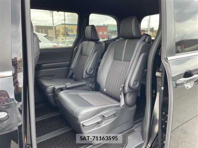 Toyota NOAH 2024 8683590-6