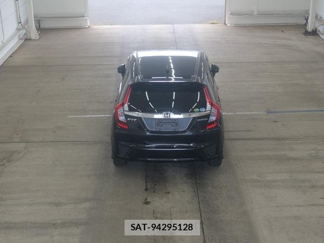 Honda FIT 2017 8703754-3