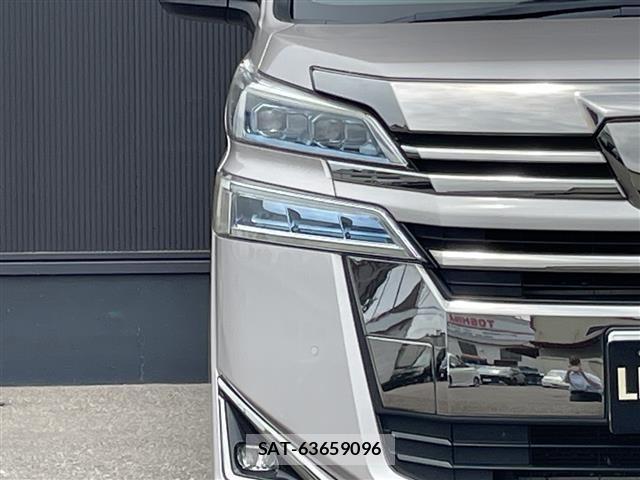 Toyota VELLFIRE 2018 8692809-1