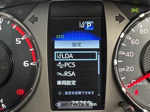 Toyota HILUX 2022 8682903-18