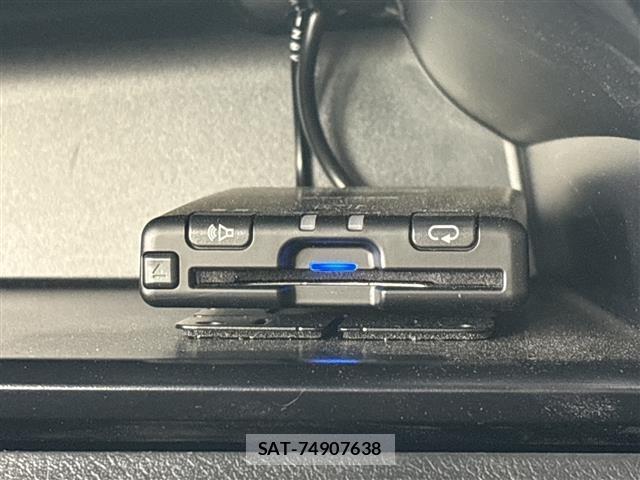 Toyota HILUX 2022 8682903-7
