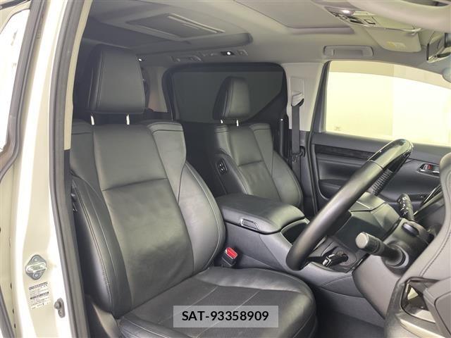 Toyota VELLFIRE 2019 8692810-2