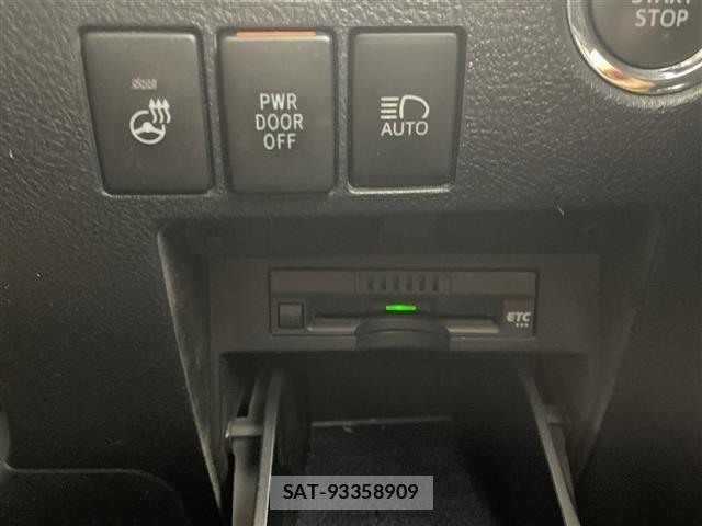 Toyota VELLFIRE 2019 8692810-3