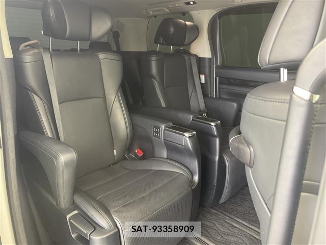 Toyota VELLFIRE 2019 8692810-6