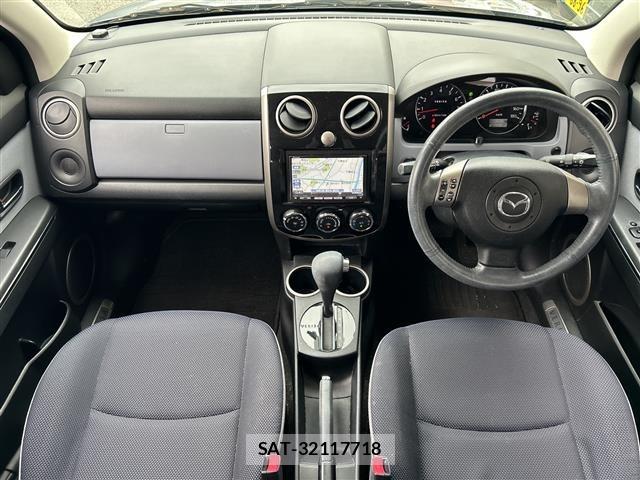 Mazda VERISA 2010 8694111-11