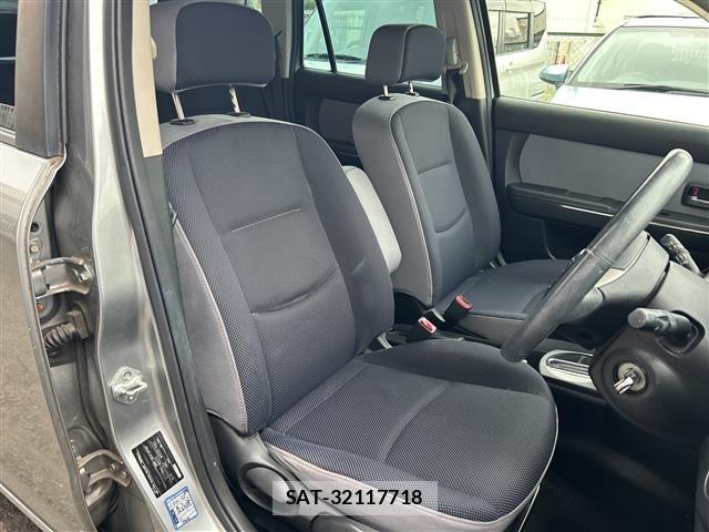 Mazda VERISA 2010 8694111-12