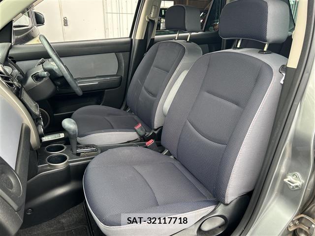 Mazda VERISA 2010 8694111-2