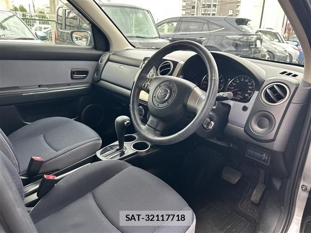 Mazda VERISA 2010 8694111-20