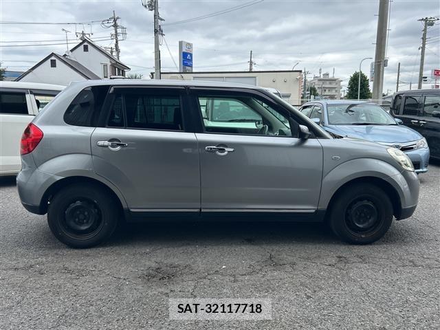 Mazda VERISA 2010 8694111-3