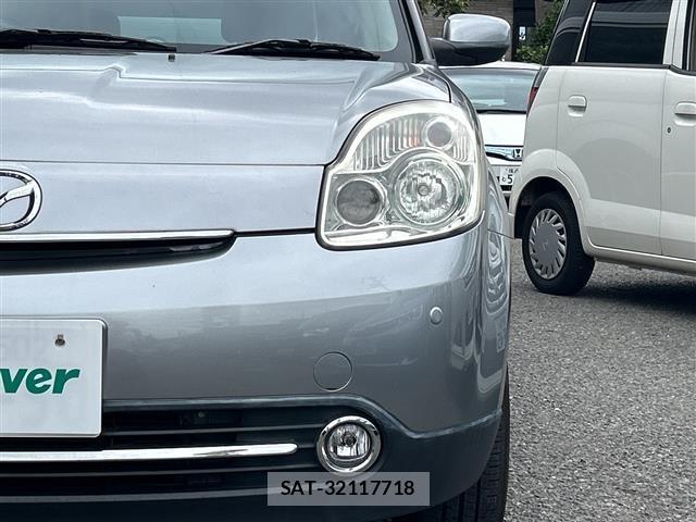 Mazda VERISA 2010 8694111-7
