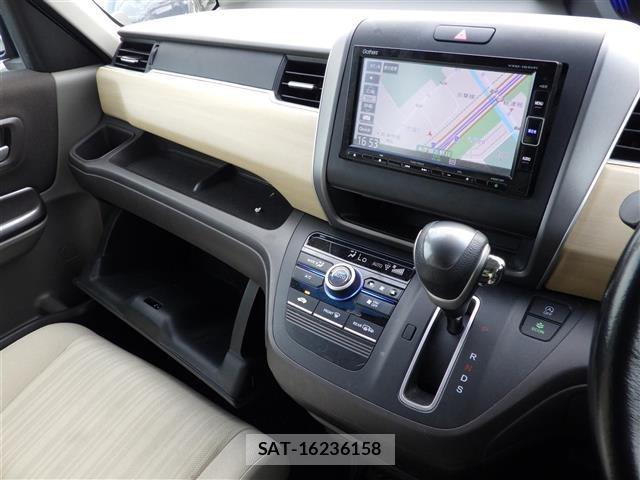 Honda FREED 2017 8952350-4