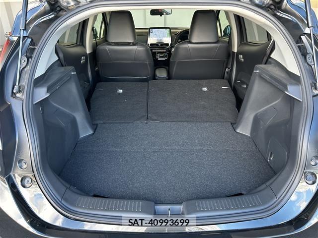Toyota AQUA 2023 8705823-11
