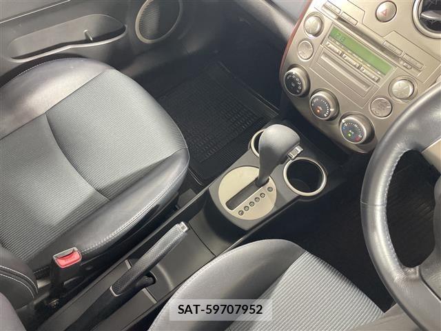 Mazda VERISA 2005 8694112-11