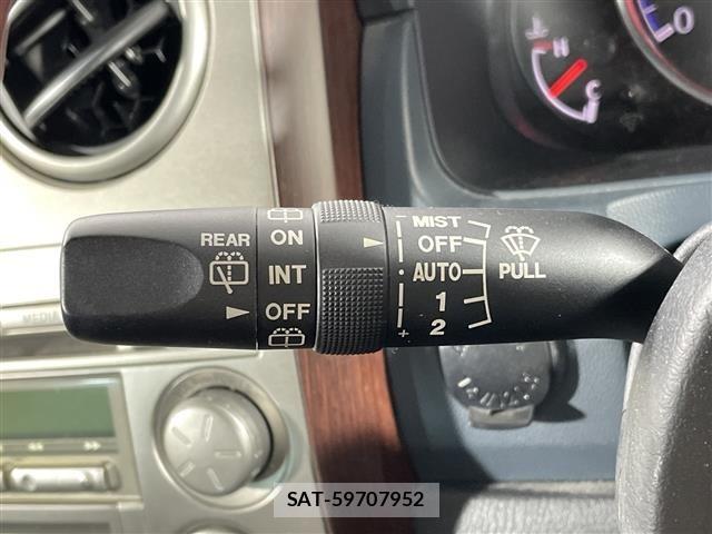 Mazda VERISA 2005 8694112-19
