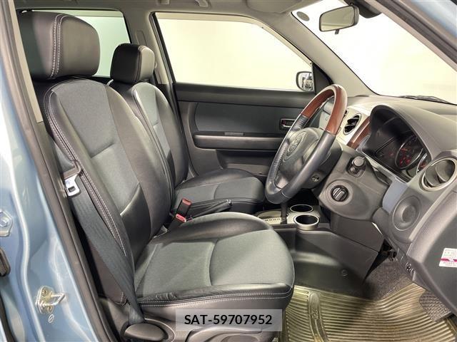 Mazda VERISA 2005 8694112-20