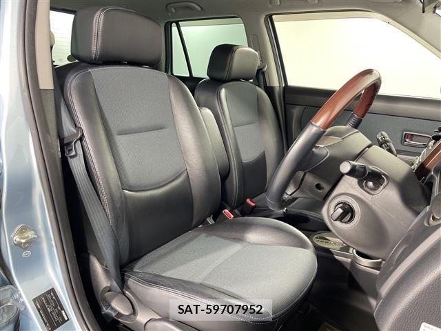 Mazda VERISA 2005 8694112-22