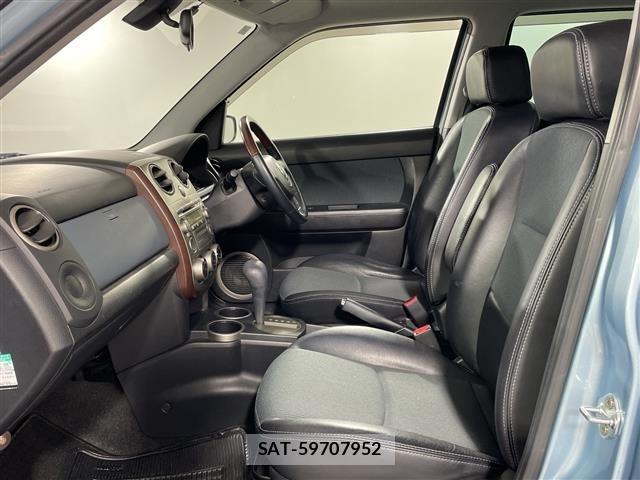 Mazda VERISA 2005 8694112-6