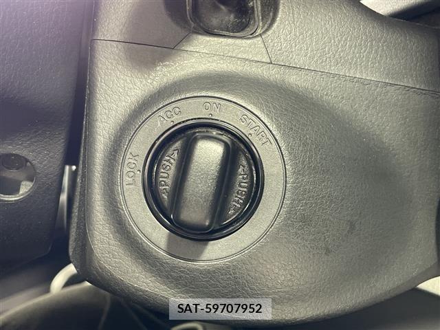 Mazda VERISA 2005 8694112-8