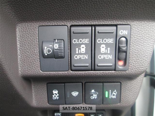 Honda FREED 2018 8952351-16