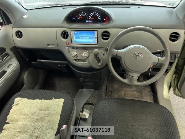 Toyota SIENTA 2009 8672246-5