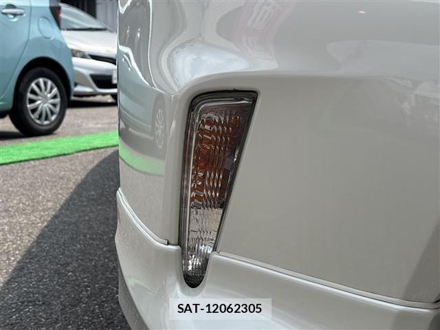 Toyota PRIUS 2014 8710292-21