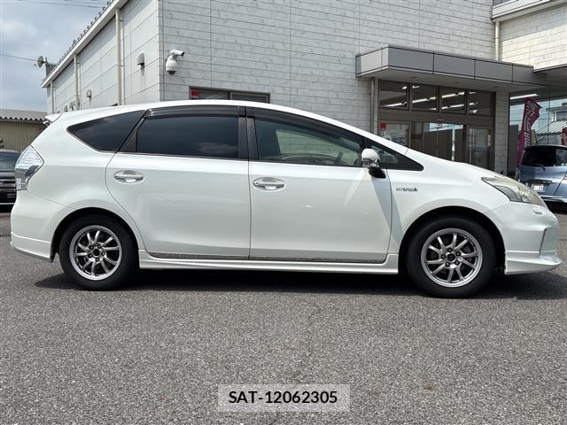 Toyota PRIUS 2014 8710292-7