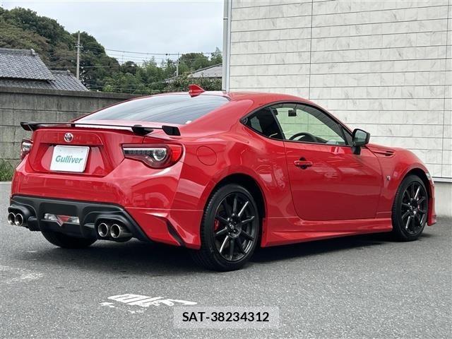 Toyota 86 2021 8684038-1