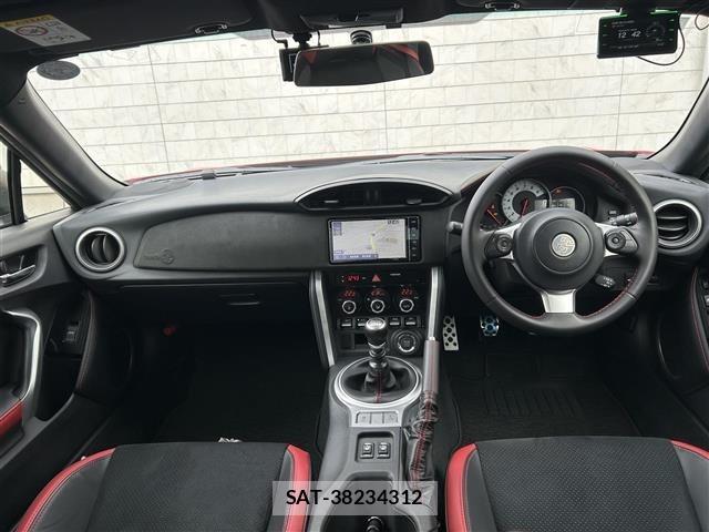 Toyota 86 2021 8684038-14