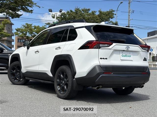Toyota RAV4 2021 8709469-13