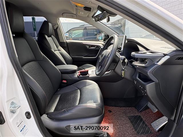 Toyota RAV4 2021 8709469-21