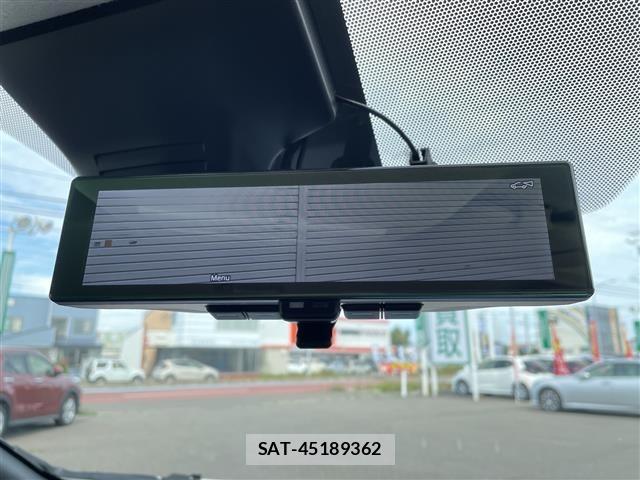 Nissan LEAF 2022 8929011-18